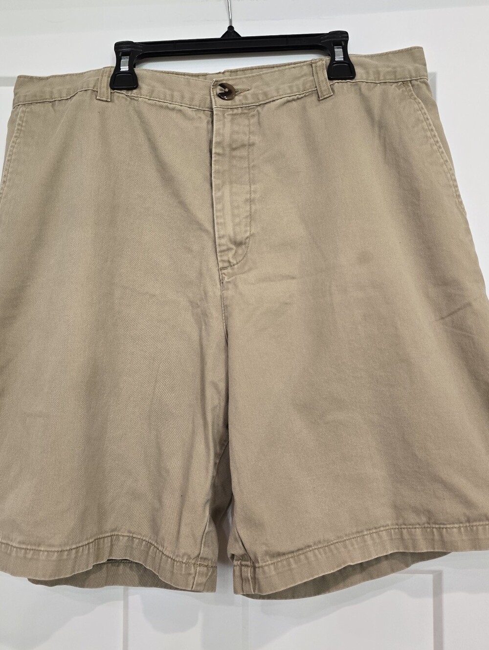 Haggar EZs Mens Shorts size 36 Dress Golf Beige Flat Front Cotton Chino Khaki